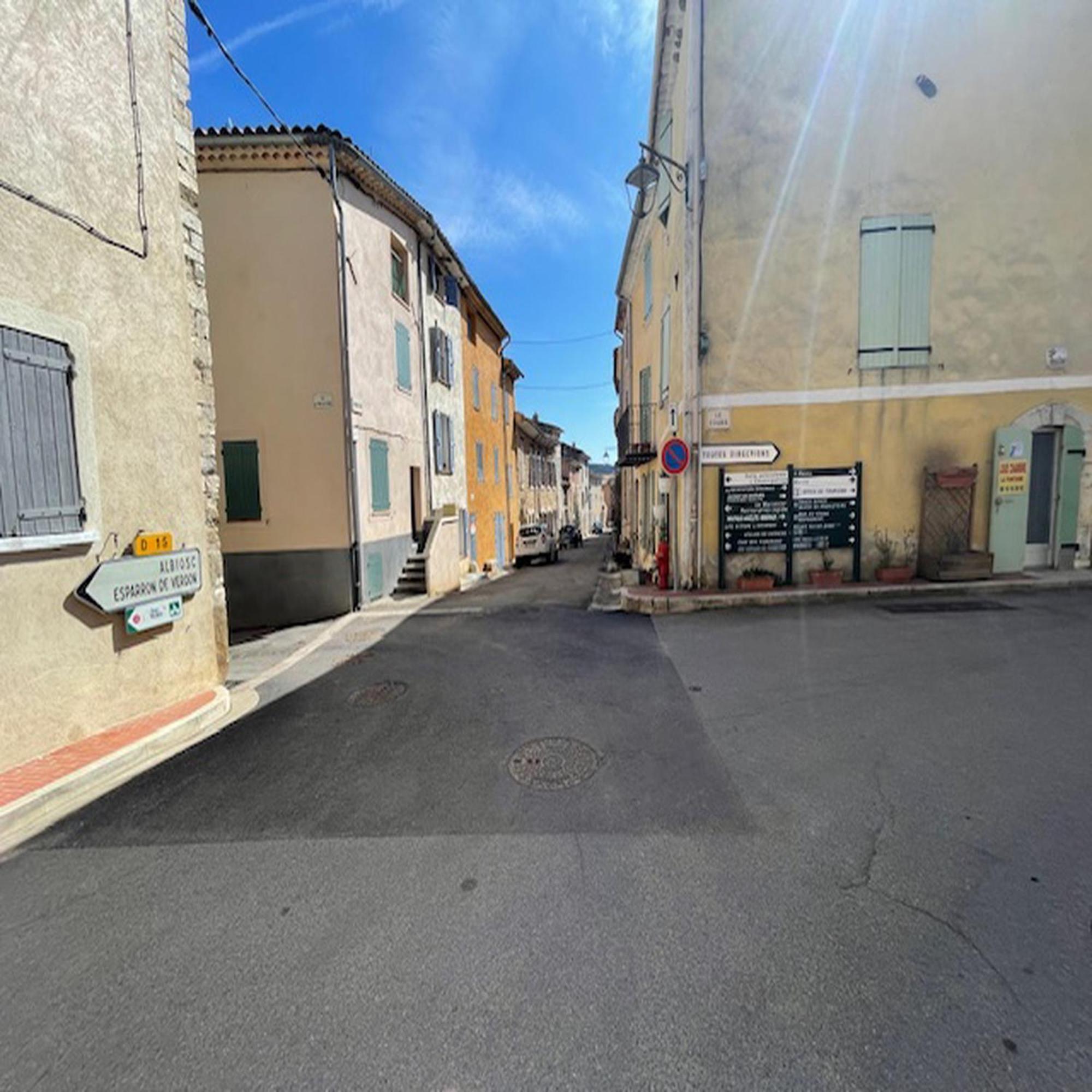 Maison De Village Centre Quinson Exterior foto